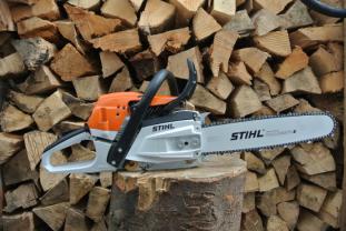 Location : tronconneuse Location : tronconneuse