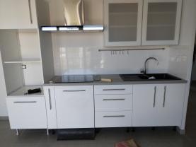 Service : montage de meubles Service : montage de meubles