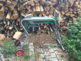 Location : fendeur de buches Location : fendeur de buches