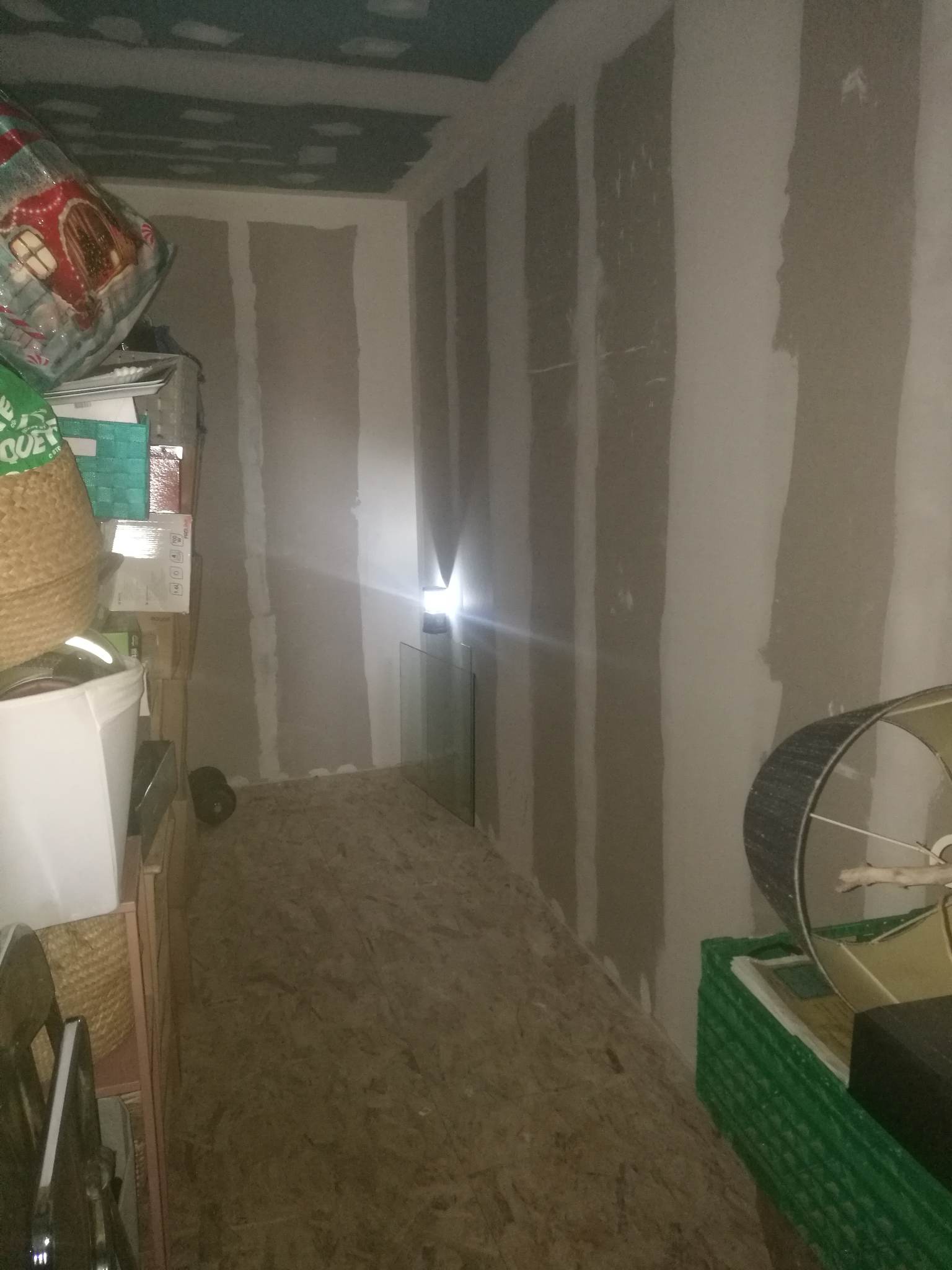 Location stockage dans local 33 entre particuliers
