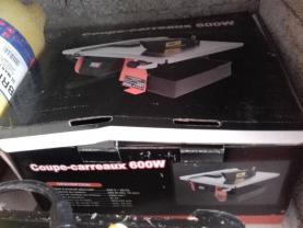 Location : decoupeuse Location : decoupeuse