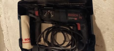 Location : perforateur Location : perforateur