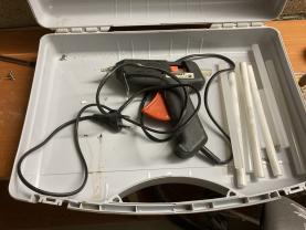 Location : pistolet a colle Location : pistolet a colle