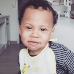 Service : babysitter Service : babysitter