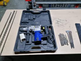 Location : perforateur Location : perforateur