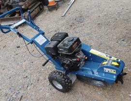 Location : rogneuse de souche Location : rogneuse de souche