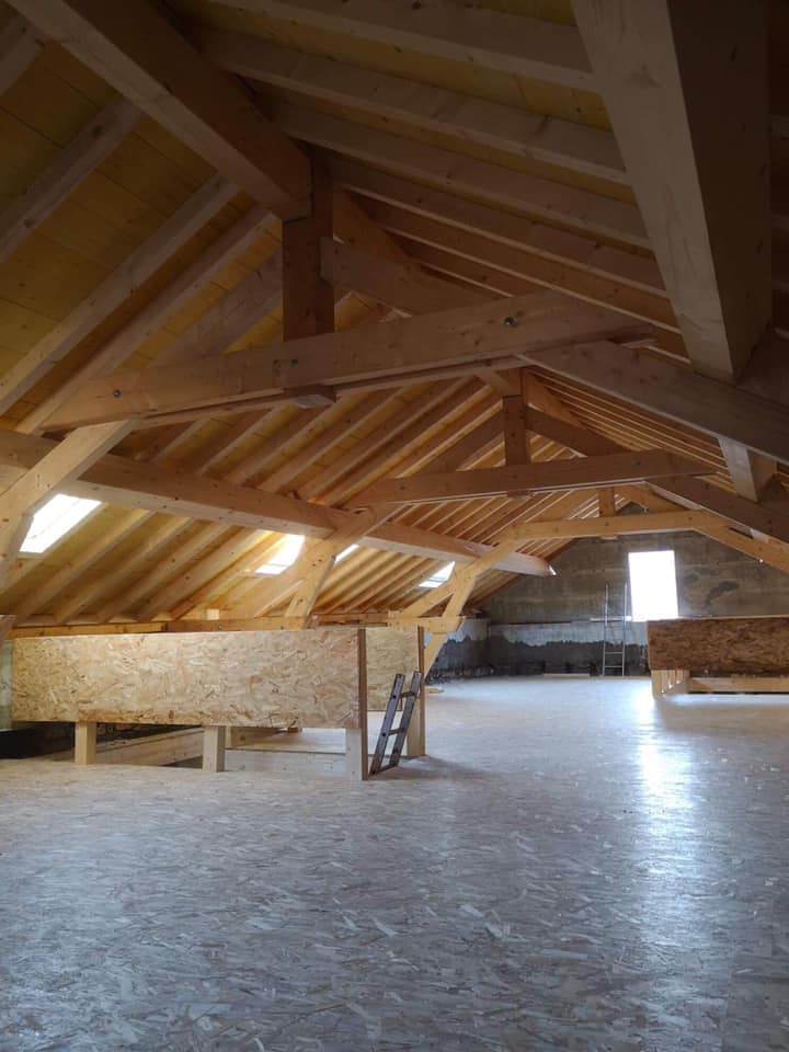 Service charpentier 39 entre particuliers