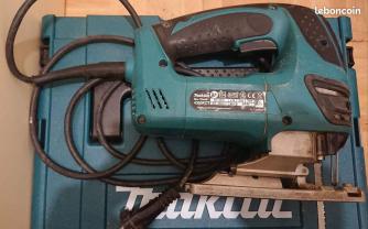 Location : scie sauteuse Location : scie sauteuse