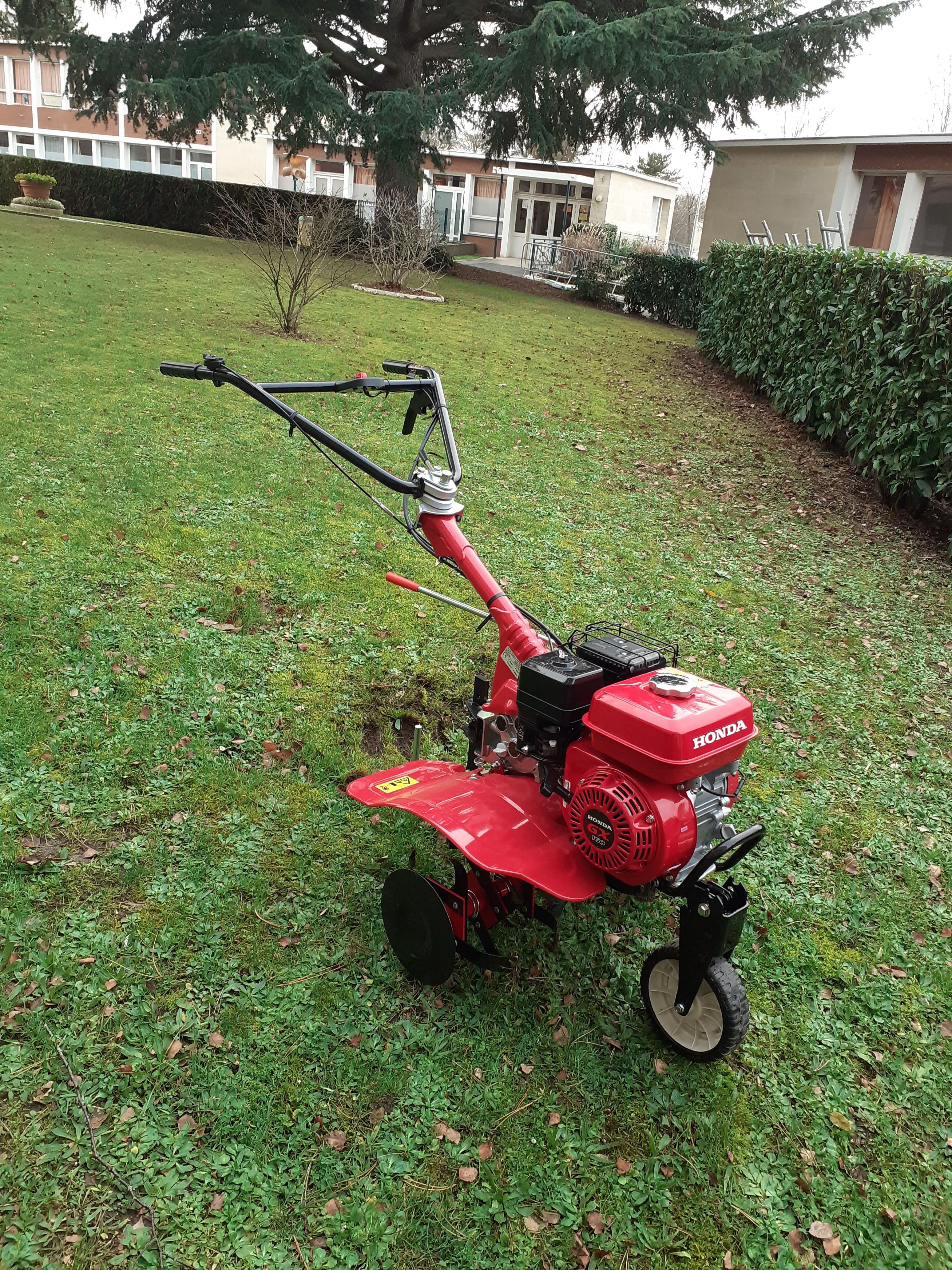 Location motoculteur 95 entre particuliers