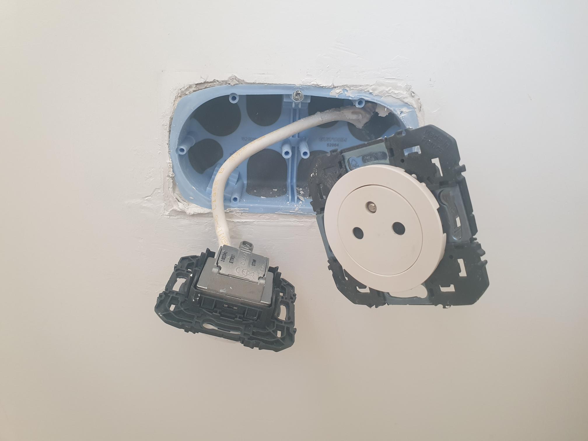 Service electricien 93 entre particuliers