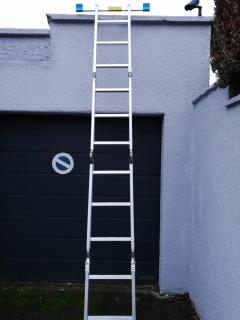 Location : echelle Location : echelle