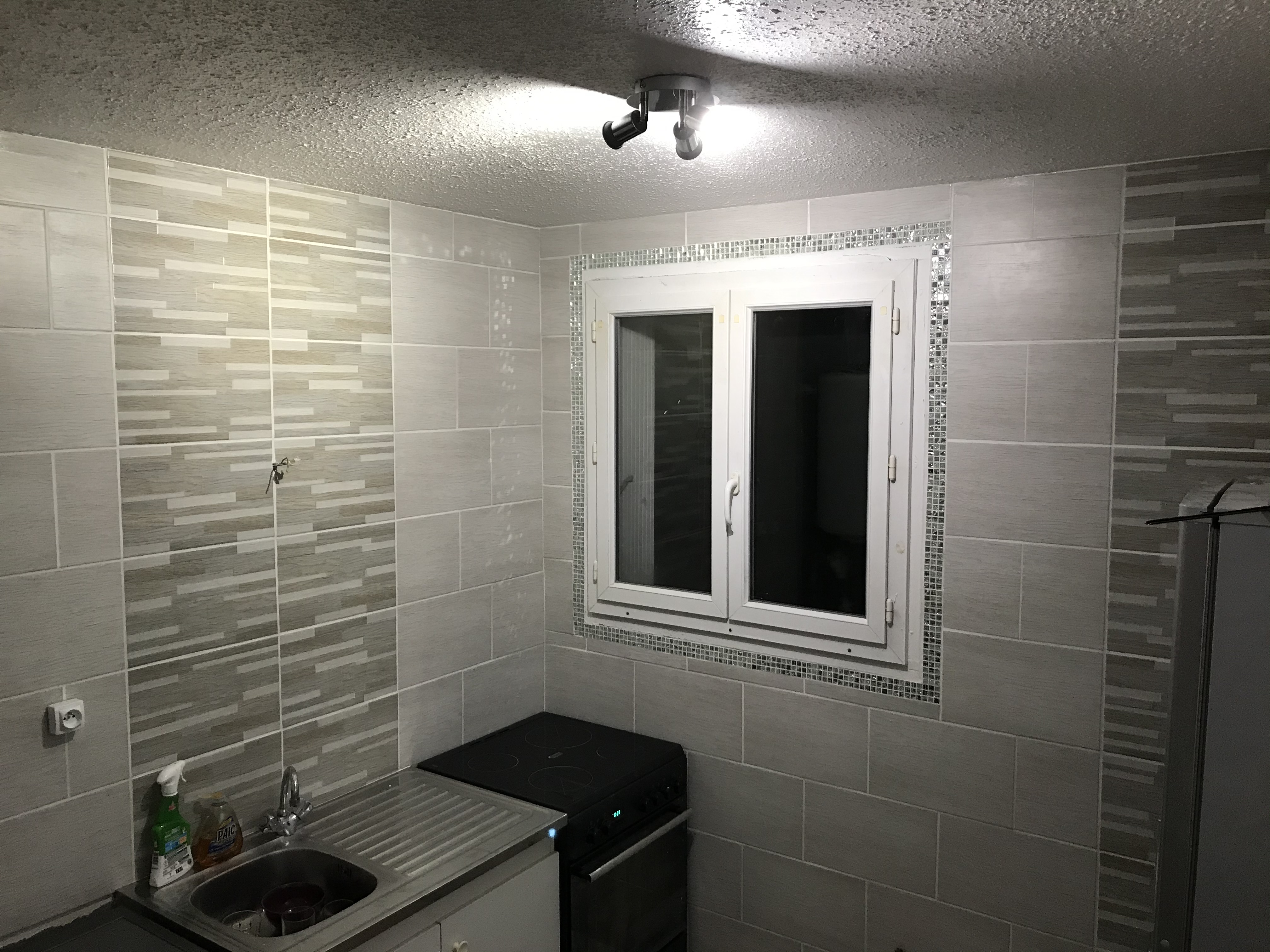 Service pose de carrelage 84 entre particuliers