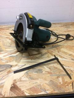 Location : scie circulaire Location : scie circulaire