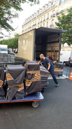 Service : avec camion Service : avec camion