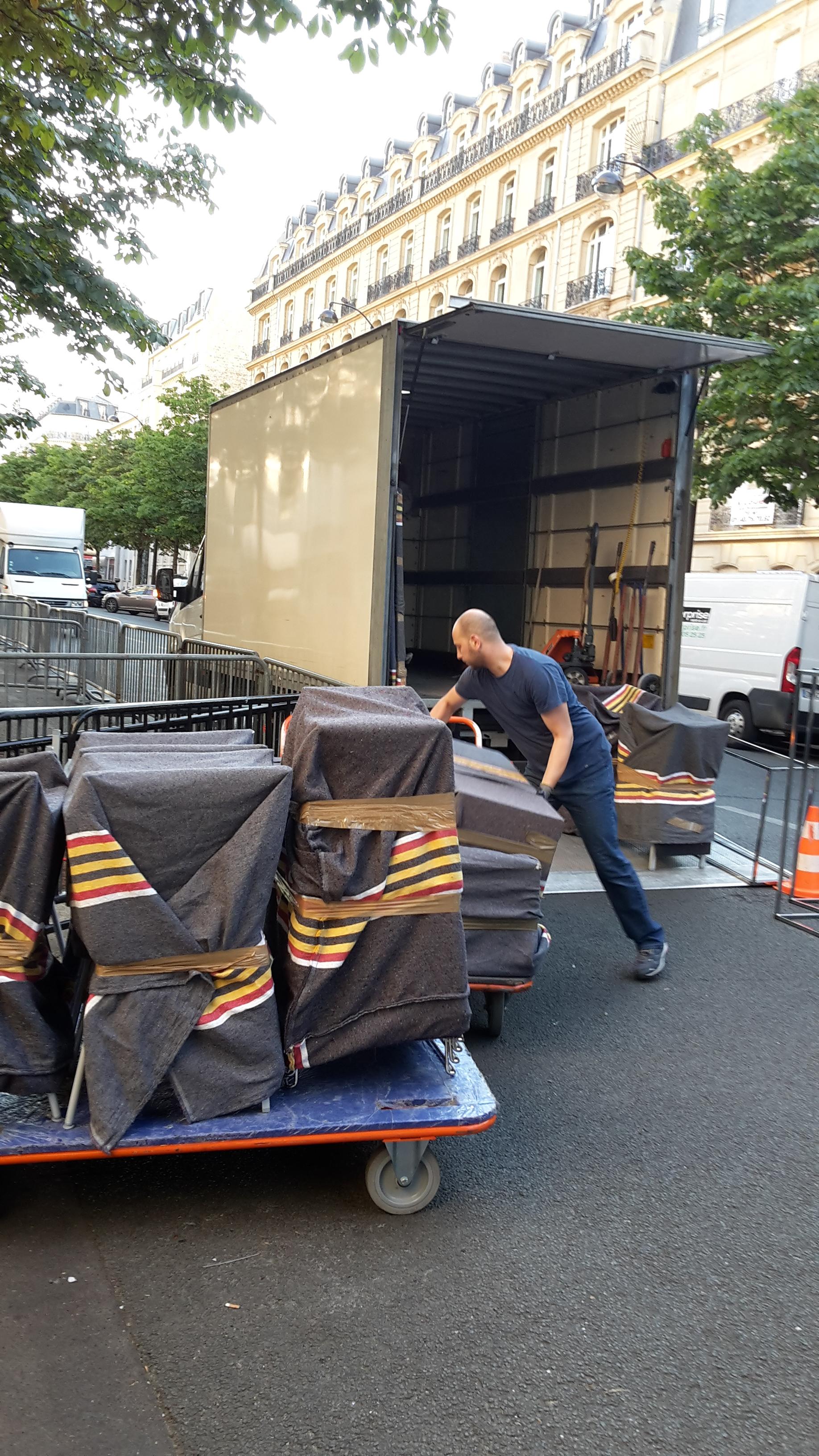 Service avec camion 93 entre particuliers