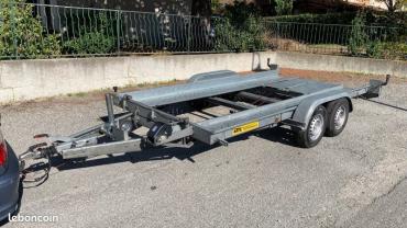 Location : remorque Location : remorque