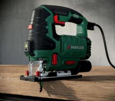 Location : scie sauteuse Location : scie sauteuse