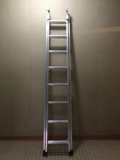 Location : echelle Location : echelle