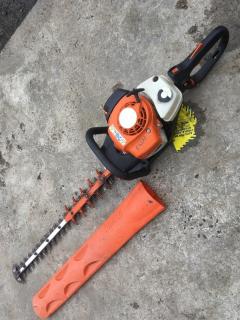 Location : taille haie Location : taille haie