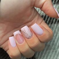 Service : manucure Service : manucure