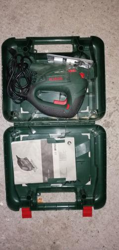 Location : scie sauteuse Location : scie sauteuse