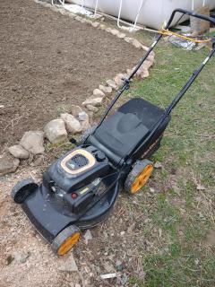 Location : tondeuse Location : tondeuse