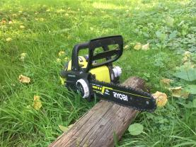 Location : tronconneuse Location : tronconneuse