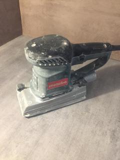 Location : ponceuse Location : ponceuse