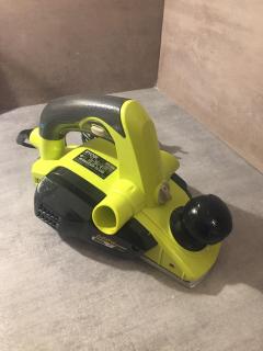 Location : rabot electrique Location : rabot electrique