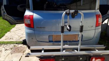 Location : autre Location : autre