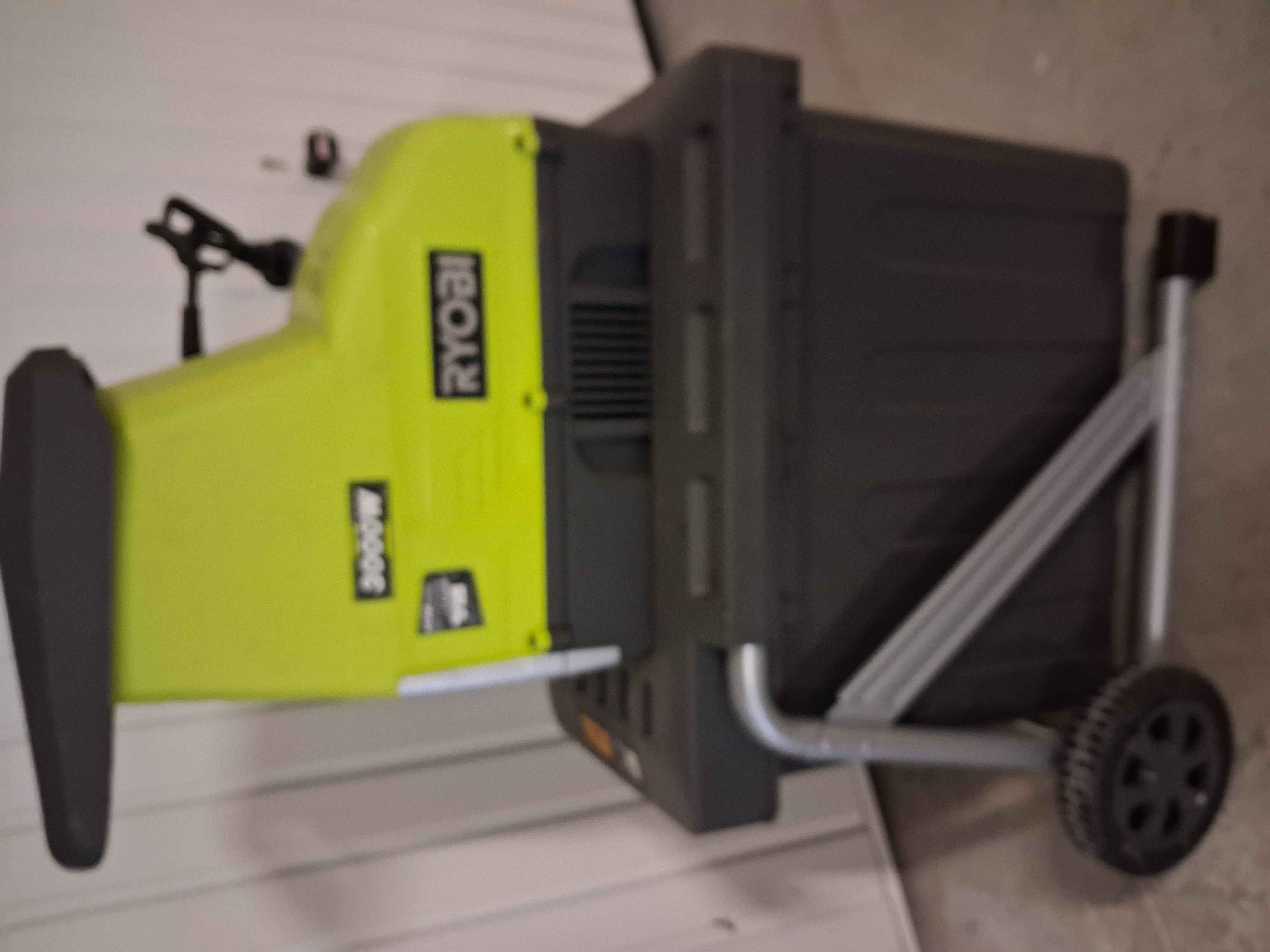 Location broyeur a vegetaux 25 entre particuliers