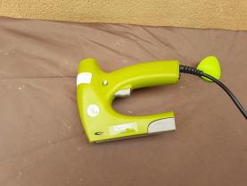 Location : agrafeuse Location : agrafeuse