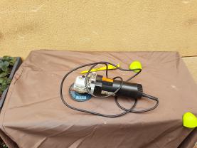 Location : meuleuse Location : meuleuse