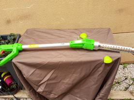 Location : desherbeur Location : desherbeur