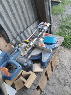 Location : scie a onglet Location : scie a onglet