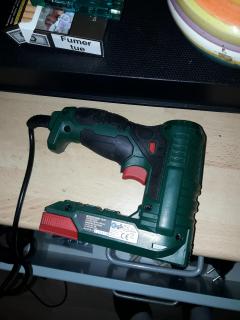 Location : agrafeuse Location : agrafeuse