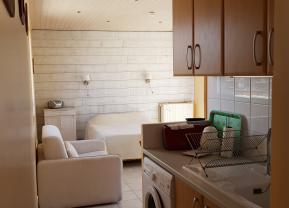 Location : studio Location : studio