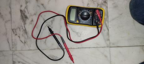 Location : multimetre Location : multimetre