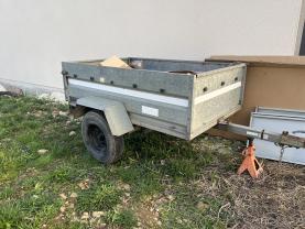 Location : remorque Location : remorque