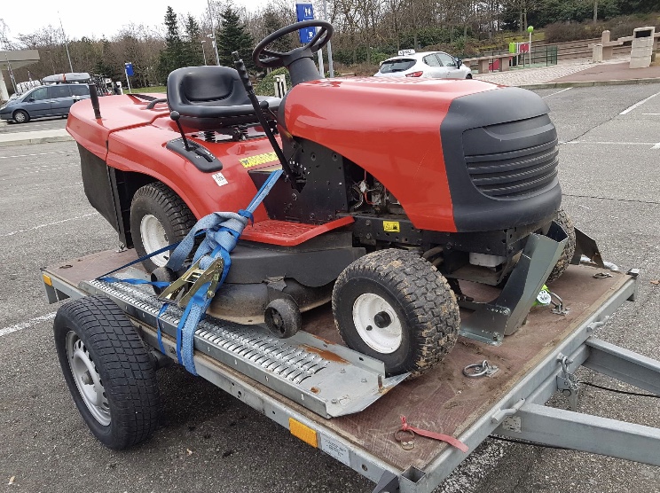 Location tracteur tondeuse 13 entre particuliers