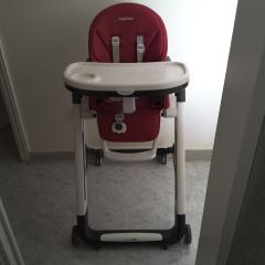 Location : chaise haute Location : chaise haute