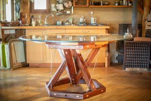 Location : table de reception Location : table de reception