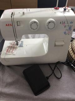 Location : machine a coudre Location : machine a coudre