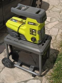 Location : broyeur a vegetaux Location : broyeur a vegetaux