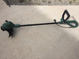 Location : coupe bordures Location : coupe bordures