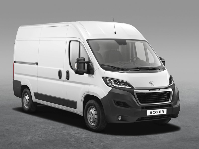Service avec fourgon 38 entre particuliers