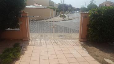 Service : electricien Service : electricien