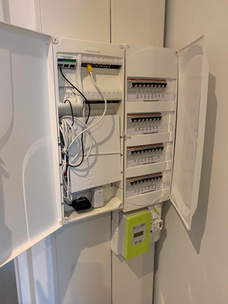 Service electricien 42 entre particuliers