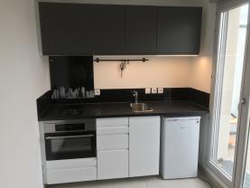 Service pose de cuisine entre particuliers