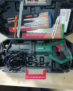 Location : scie sabre Location : scie sabre